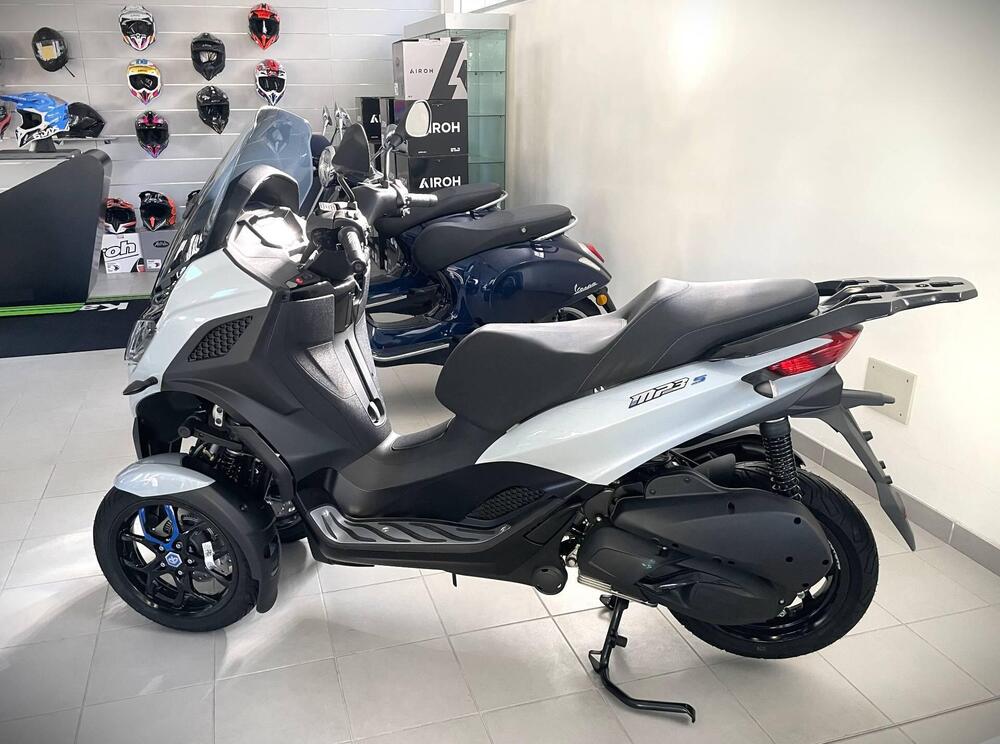 Piaggio MP3 310 Sport (2025 - 26) (2)