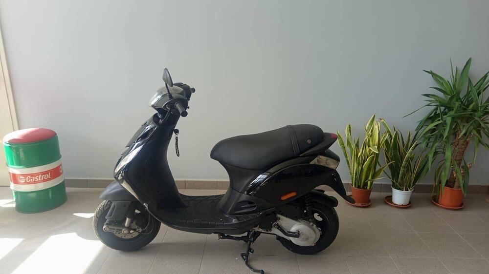 Piaggio Zip 50 SP (2002 - 13) (2)