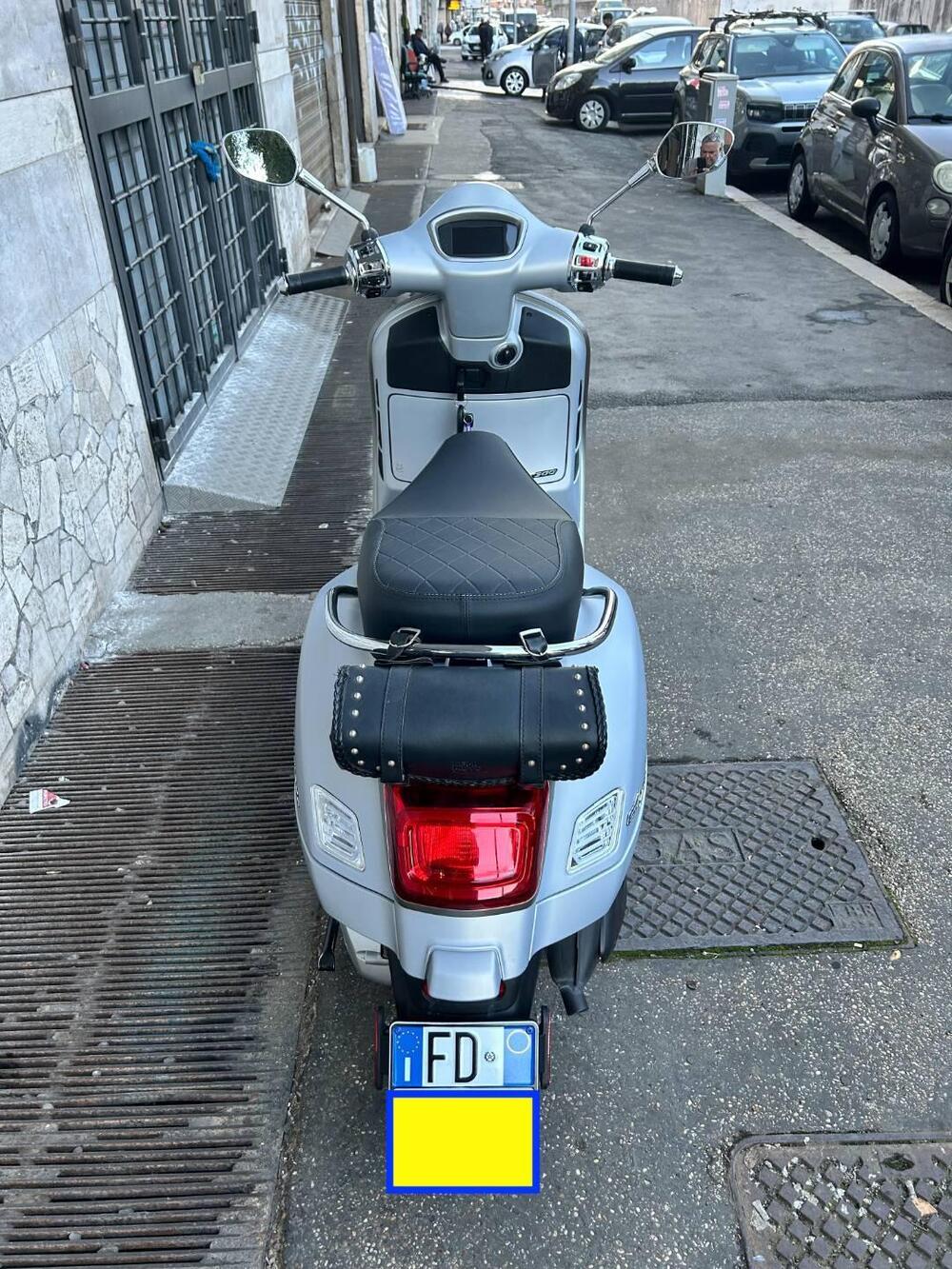 Vespa GTS 300 Super Tech (2023 - 24) (6)