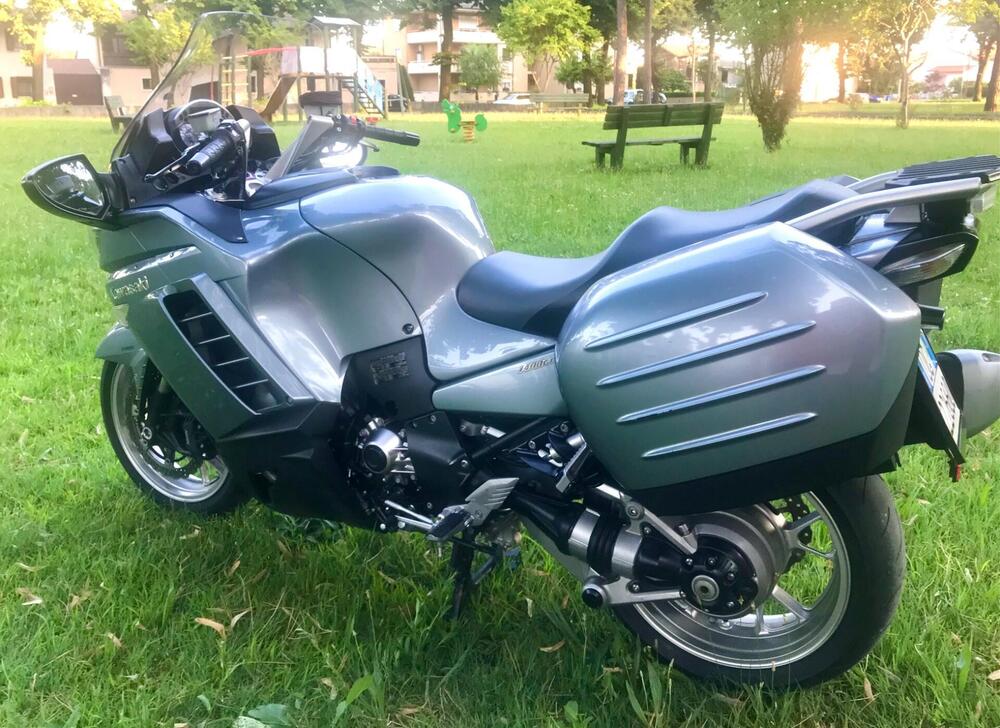 Kawasaki GTR 1400 (2007 - 09) (5)