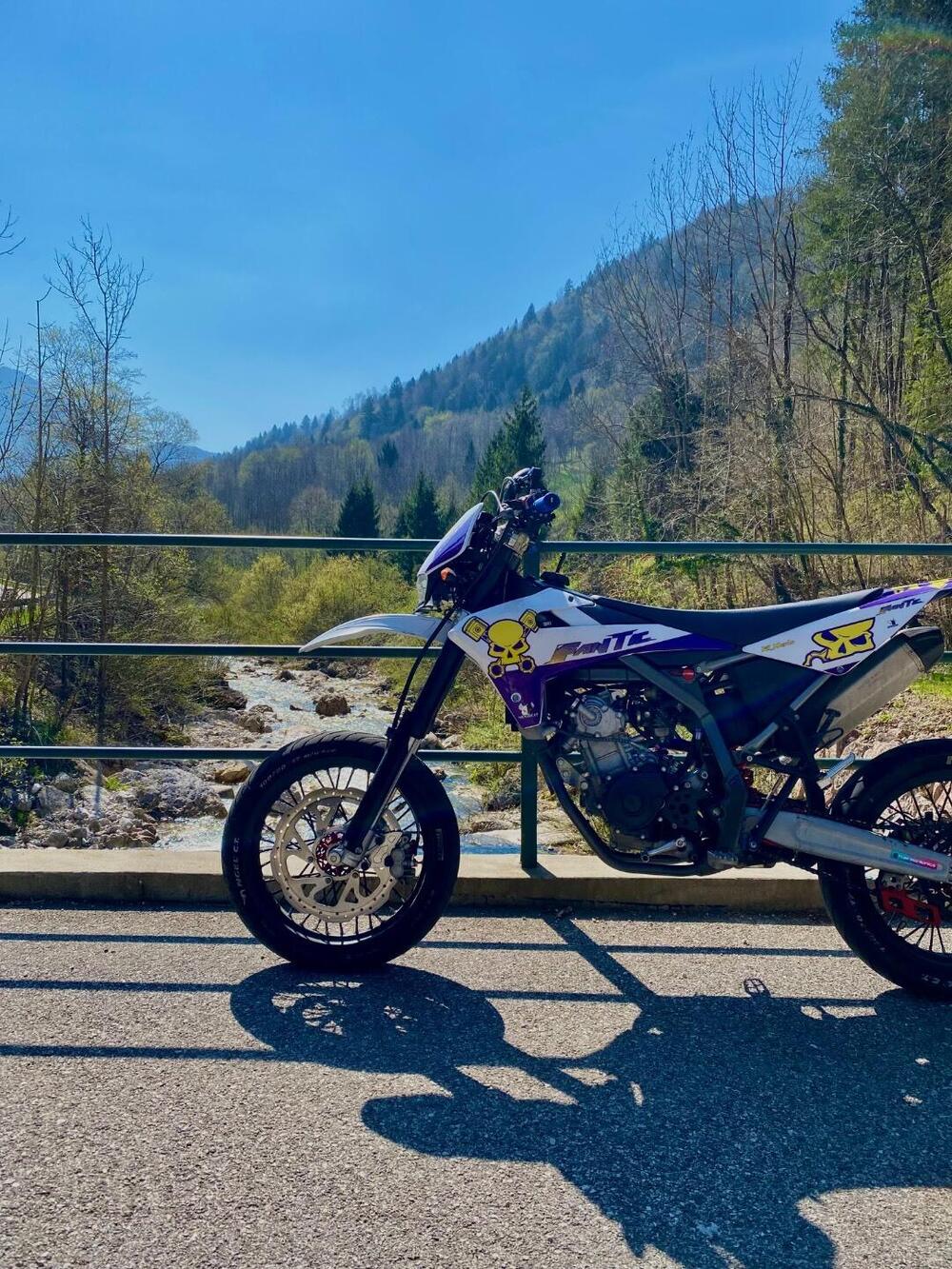 Fantic Motor Motard 125 M Performance 4t (2019) (2)