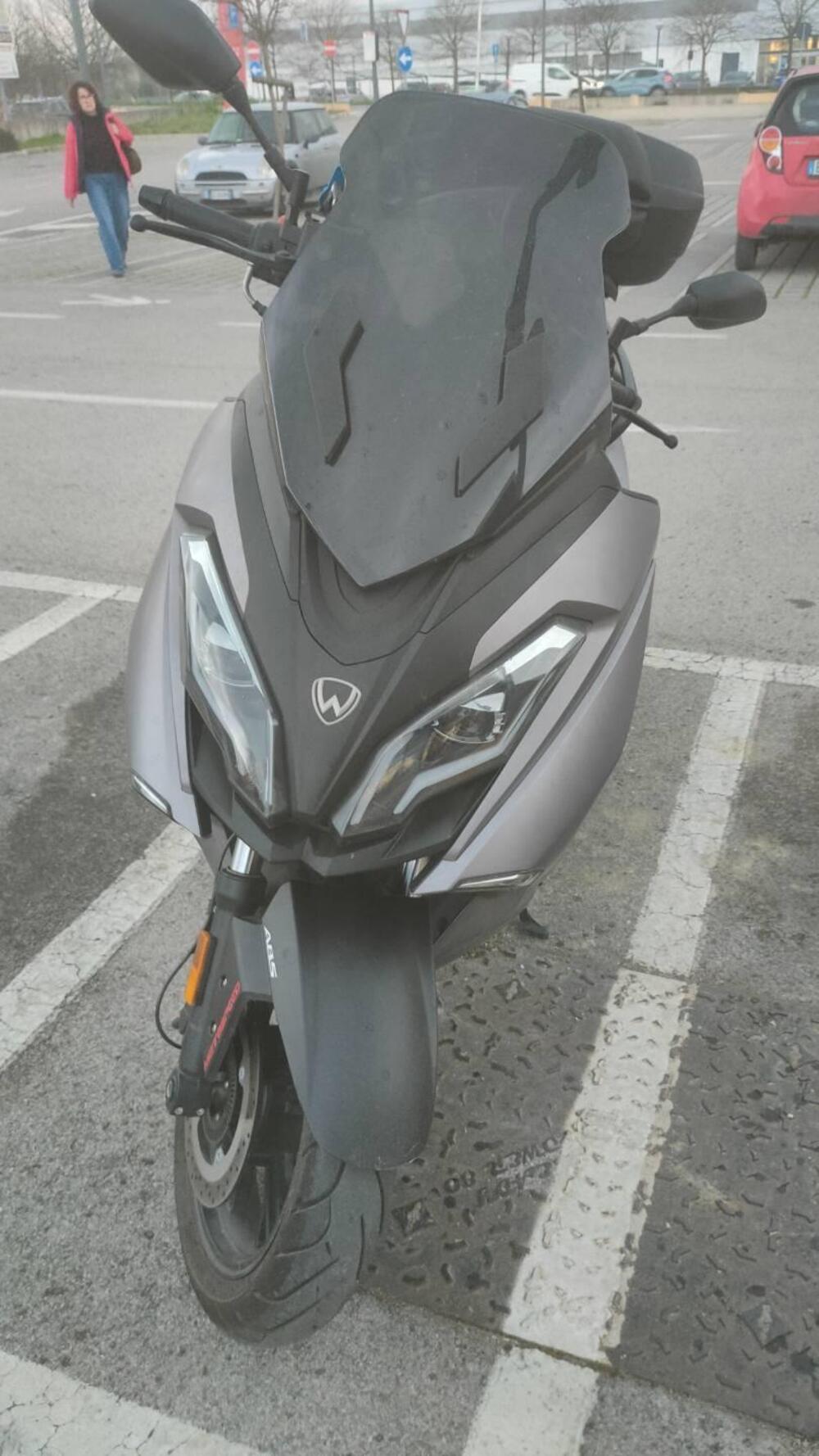 Wottan Motor ST-S 300 (2025) (4)