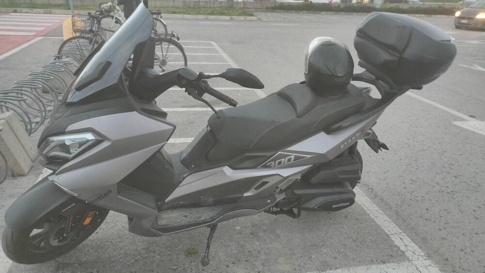 Wottan Motor ST-S 300 (2025) (6)