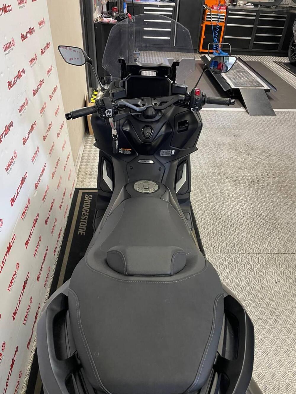 Yamaha T-Max 560 (2022 - 24) (6)