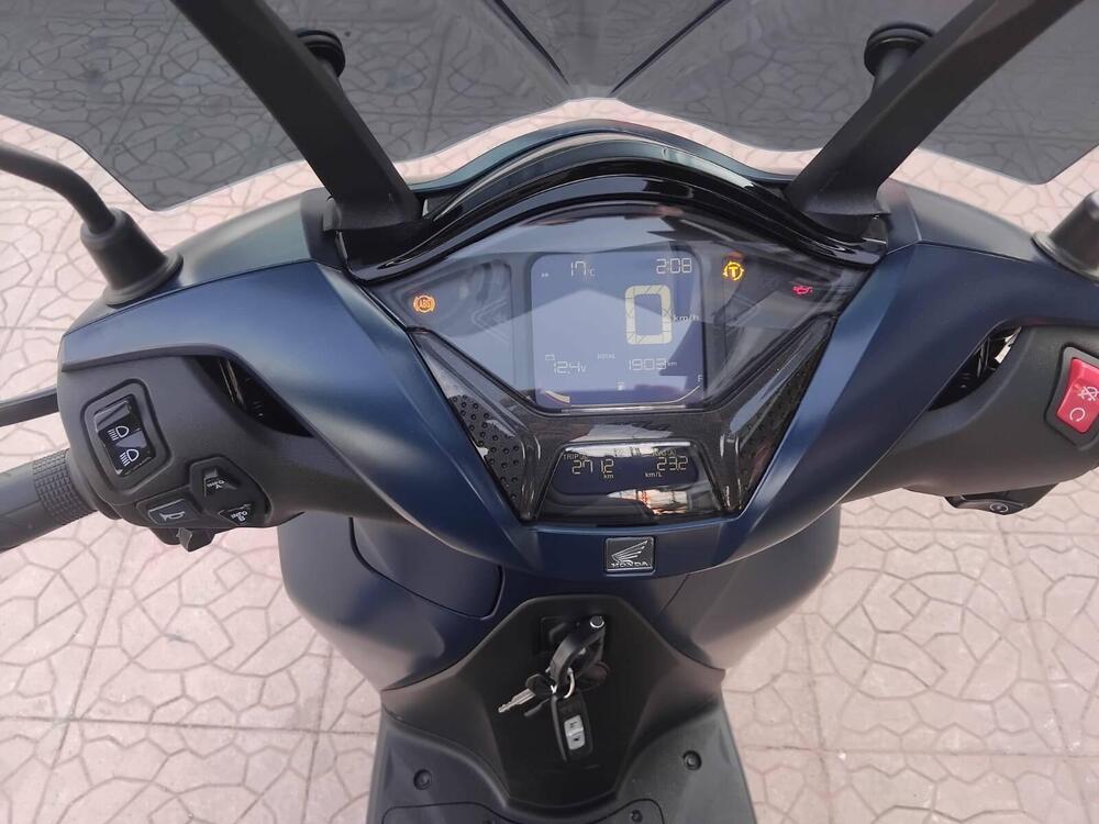 Honda SH 350i GT (2025 - 26) (9)