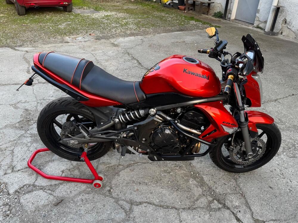 Kawasaki ER-6N (2009 - 11) (3)