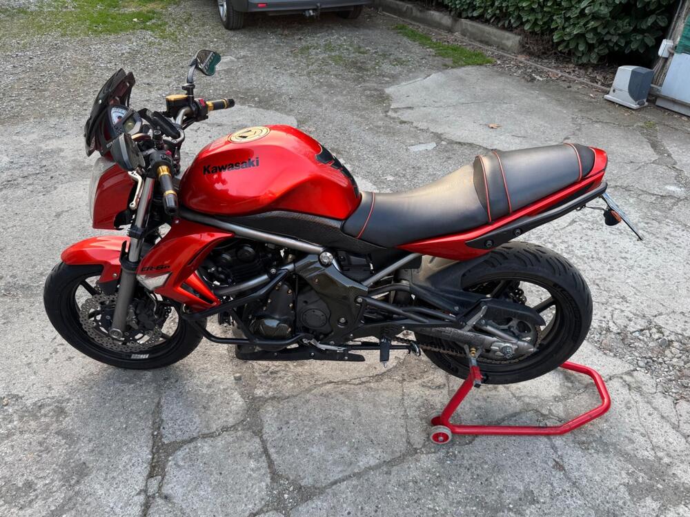 Kawasaki ER-6N (2009 - 11) (5)