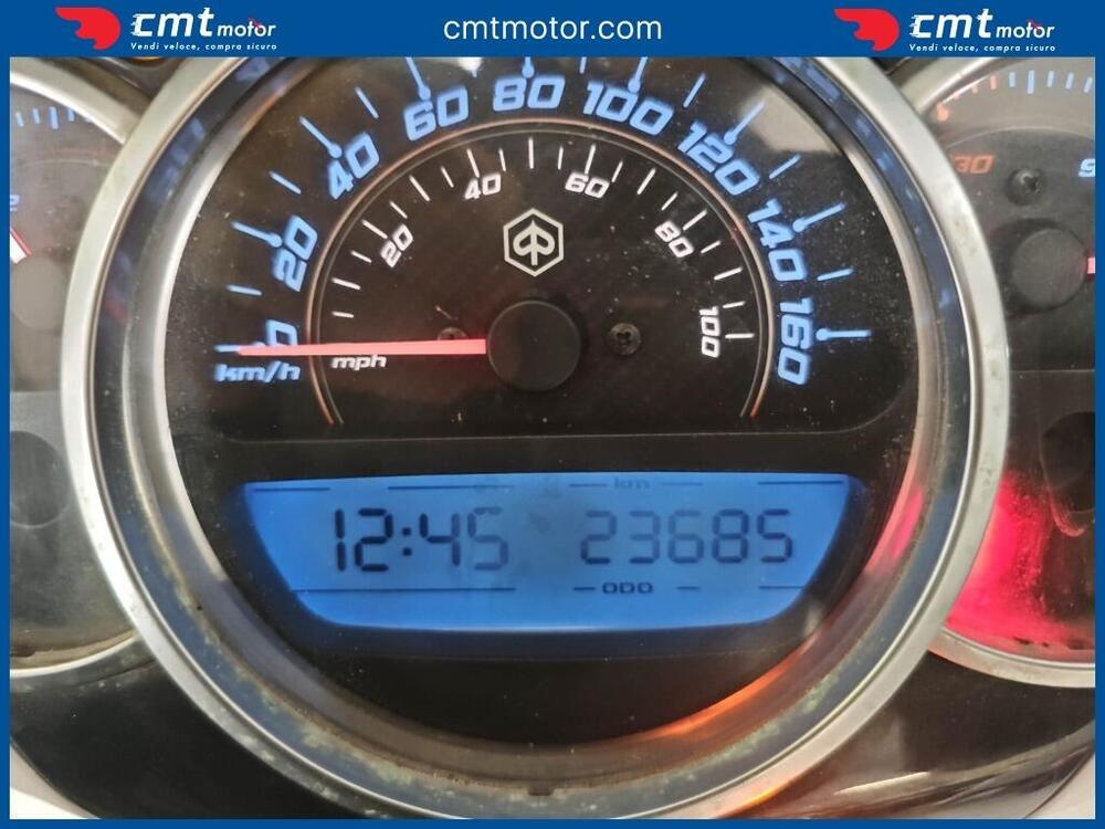 Piaggio Beverly 350 SportTouring ie ABS (2011 - 17) (4)