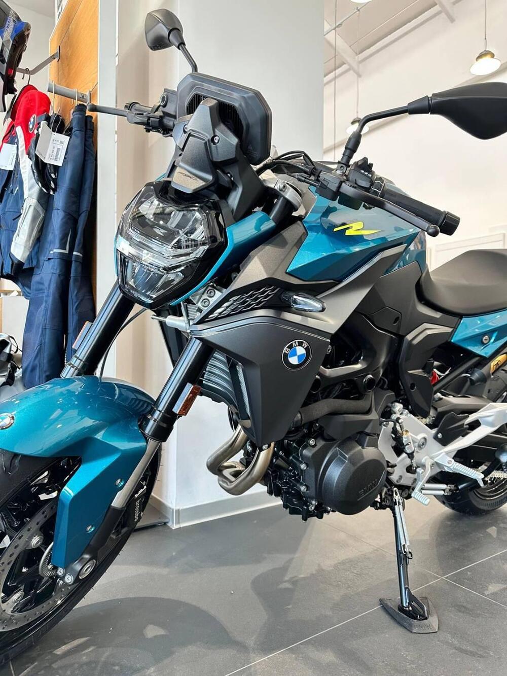 Bmw F 900 R (2025 - 26) (2)