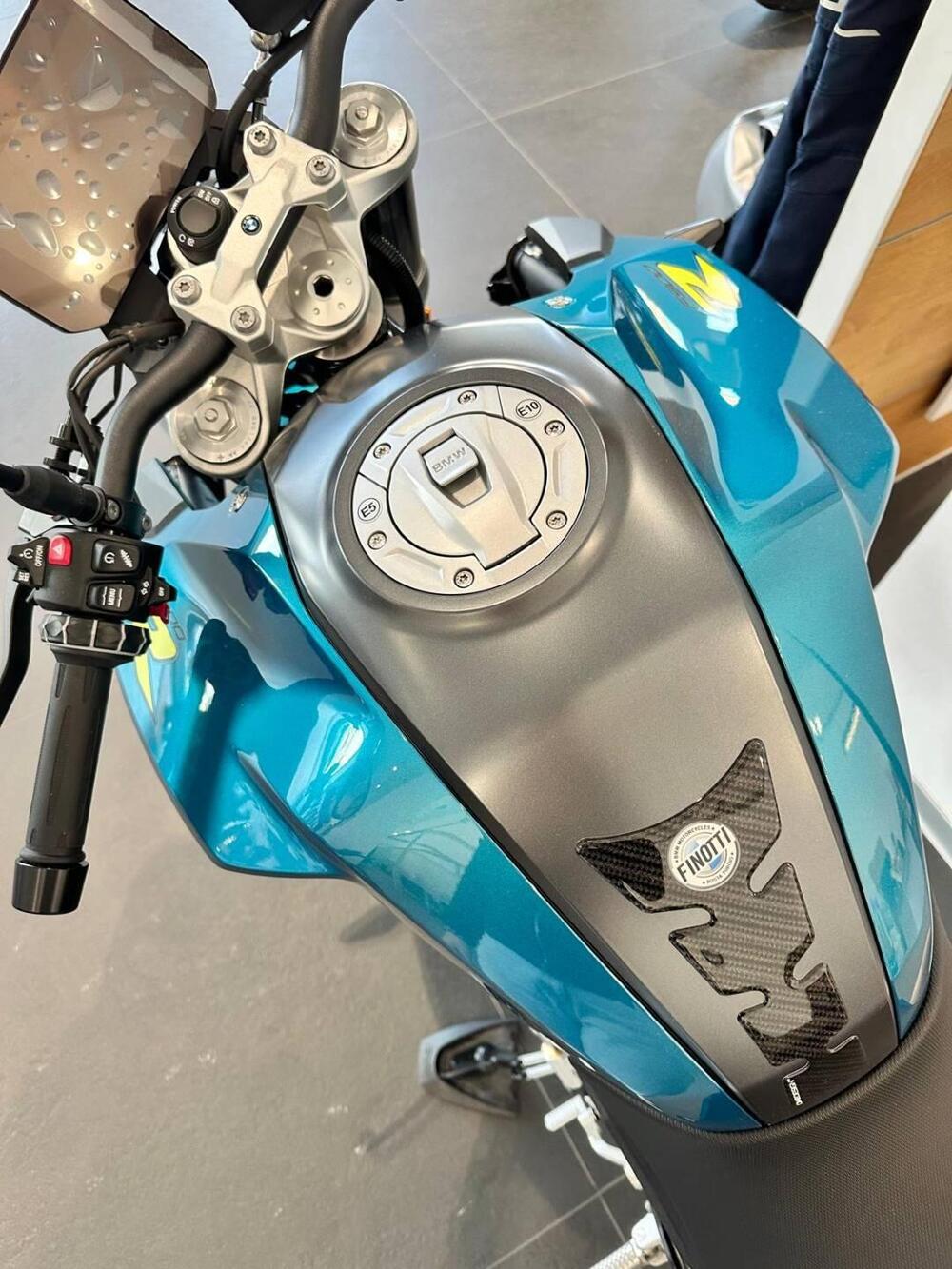 Bmw F 900 R (2025 - 26) (5)