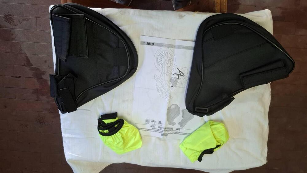 Borse Givi paramotore BMW 1200 GS ADV LC (2)