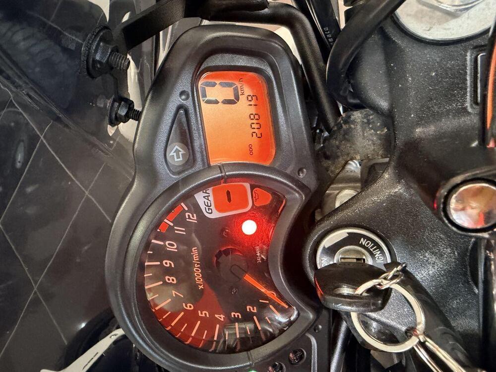 Suzuki Gladius 650 SFV ABS (2009 - 15) (3)