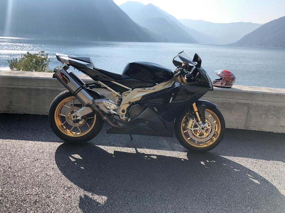 Aprilia RSV 1000 R Factory (2006 - 09) (9)