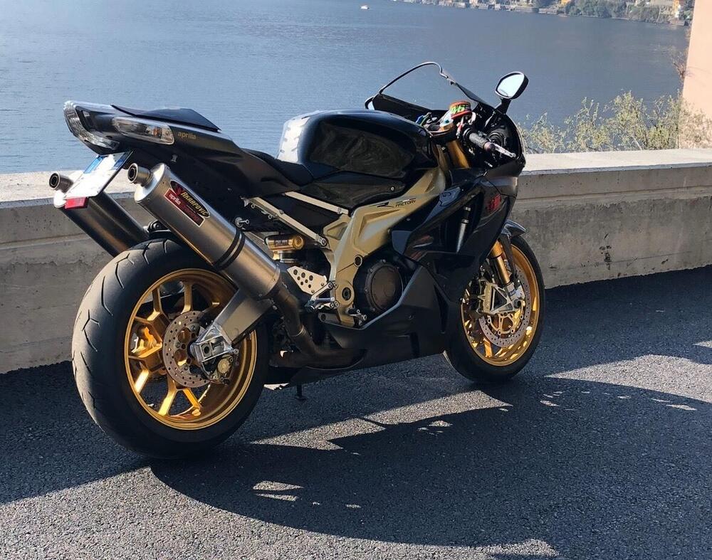 Aprilia RSV 1000 R Factory (2006 - 09) (10)