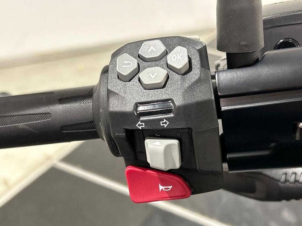 Bmw CE 02 AM (2024 - 26) (7)