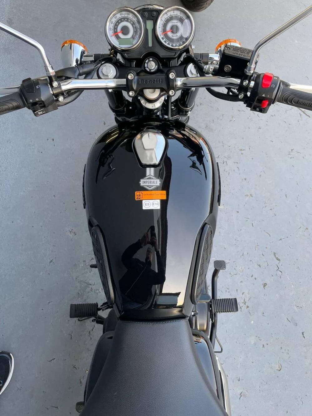 Benelli Imperiale 400 (2021 - 25) (3)