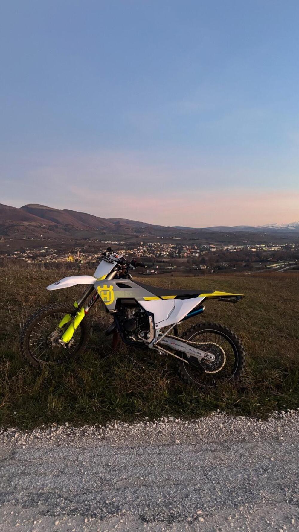 Husqvarna TC 125 (2024) (5)