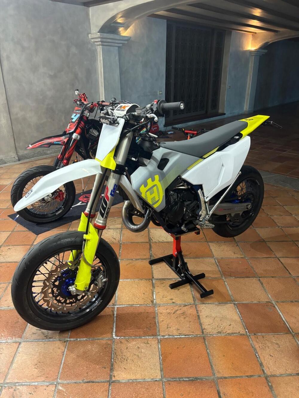 Husqvarna TC 125 (2024) (6)