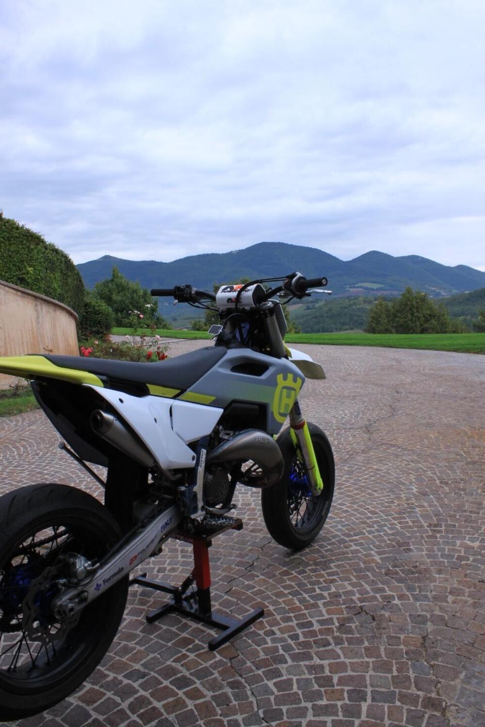 Husqvarna TC 125 (2024) (9)