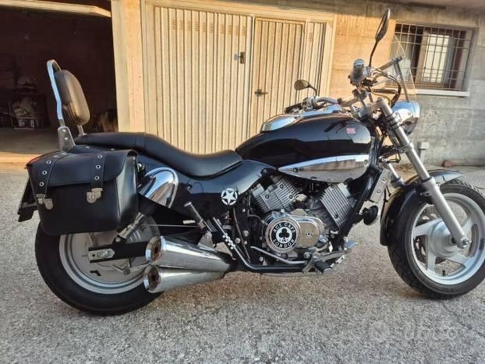 Kymco Venox 250 (2000 - 06) (2)