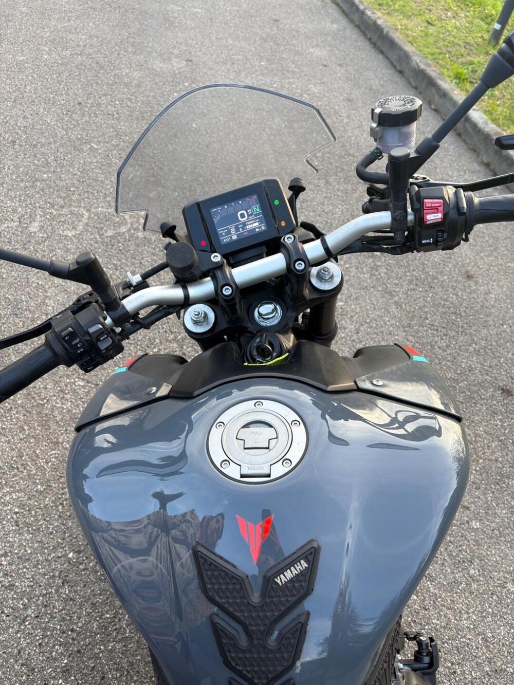 Yamaha MT-09 (2021 - 23) (6)