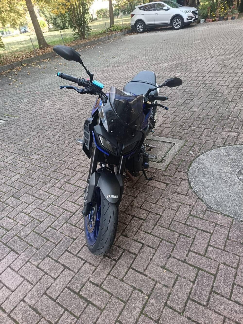 Yamaha MT-09 (2017 - 20) (4)