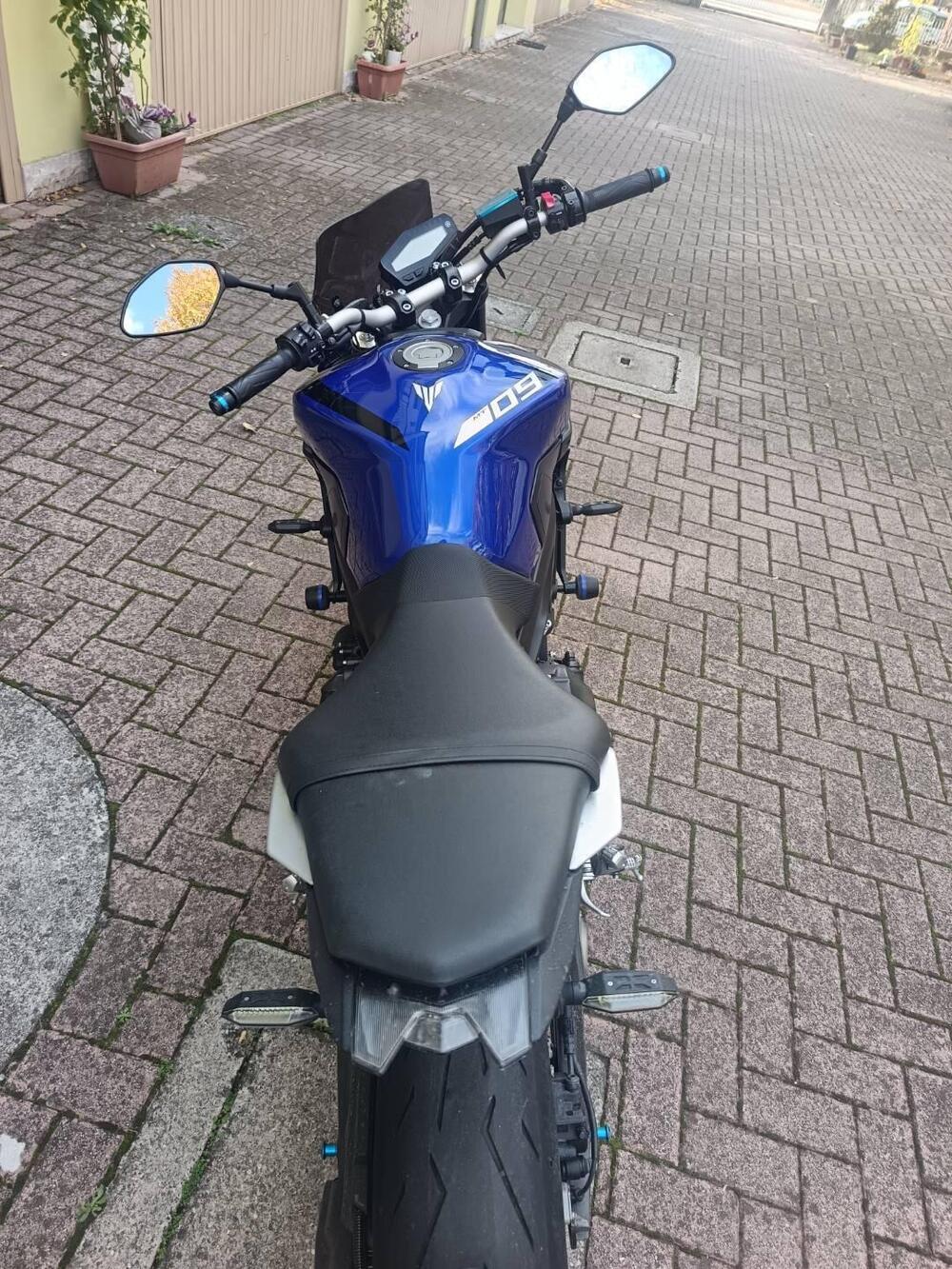 Yamaha MT-09 (2017 - 20) (5)