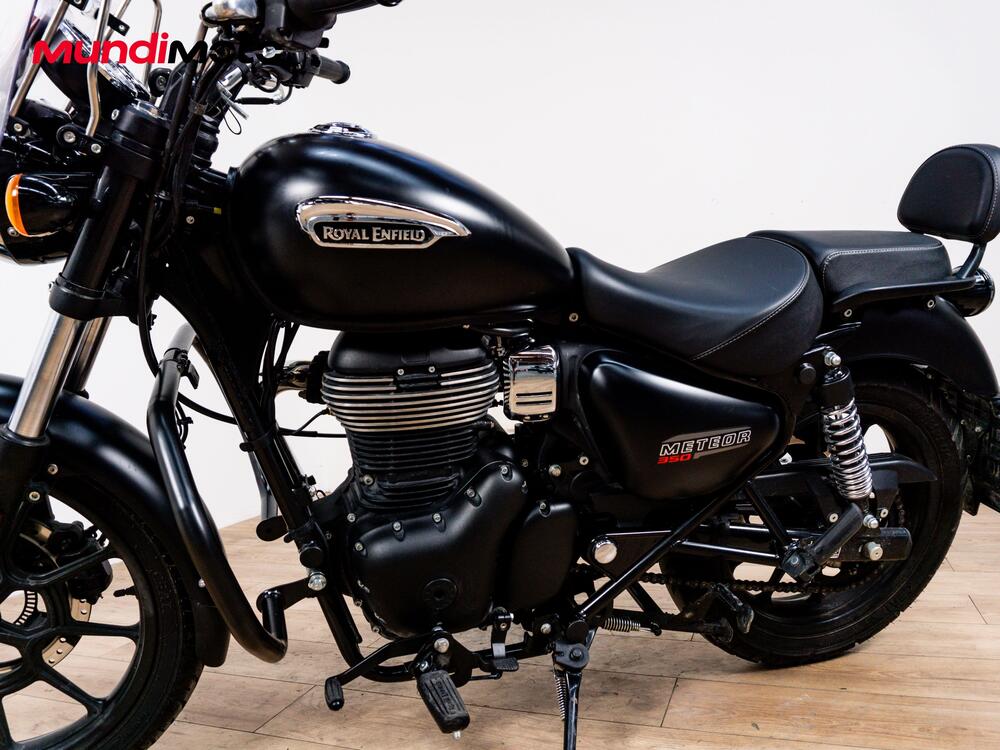 Royal Enfield Meteor 350 (2021 - 26) (9)