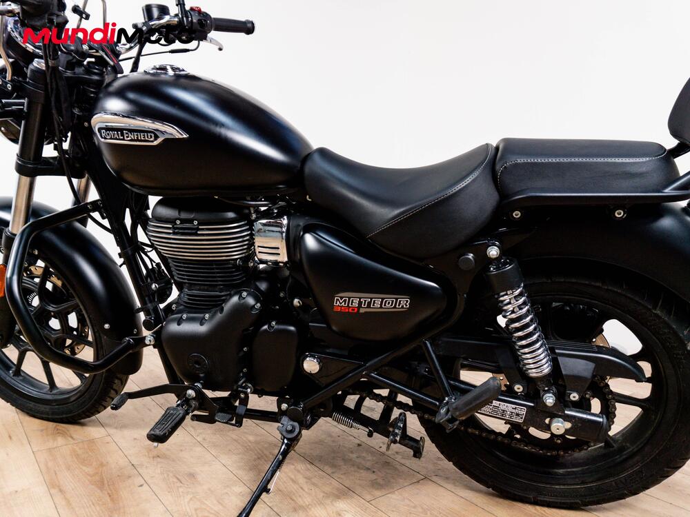 Royal Enfield Meteor 350 (2021 - 26) (10)