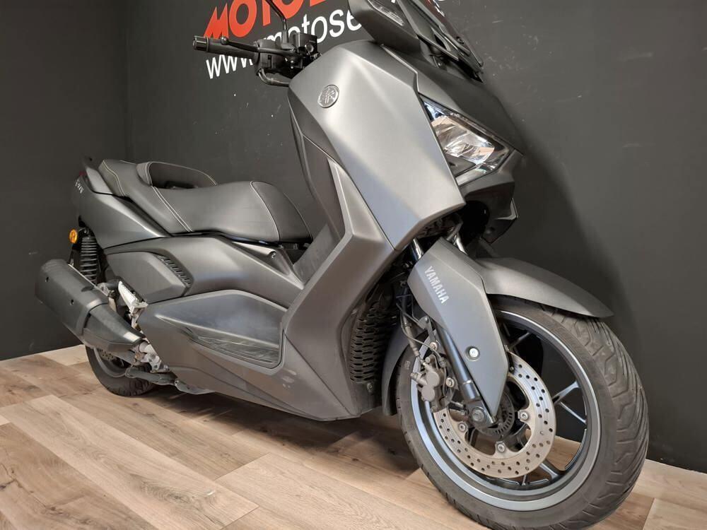 Yamaha X-Max 300 (2021 - 24) (4)