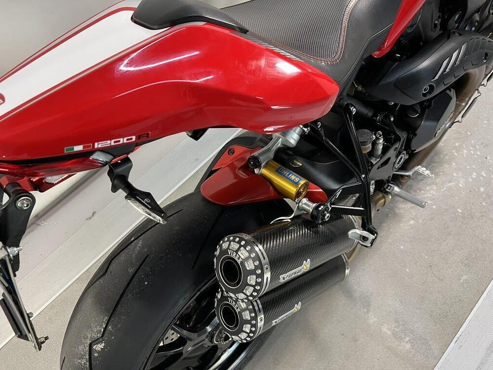 Ducati Monster 1200 R (2016 - 19) (10)