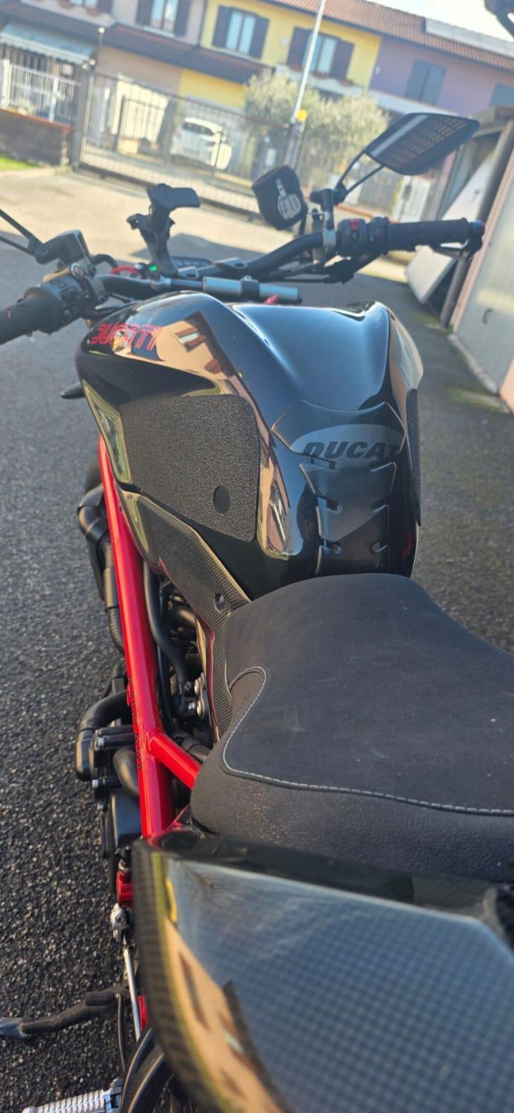 Ducati Streetfighter (2009 - 12) (4)