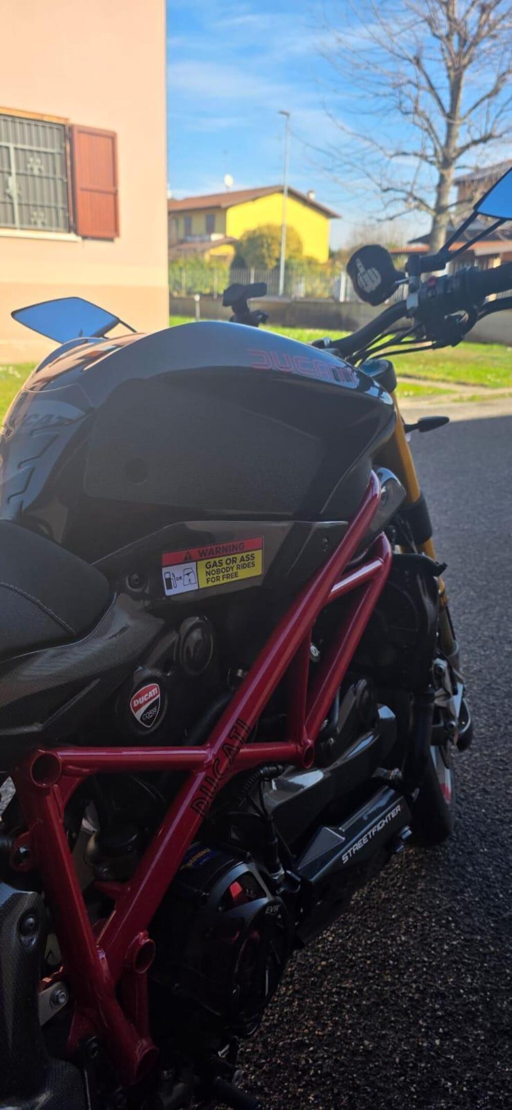 Ducati Streetfighter (2009 - 12) (6)