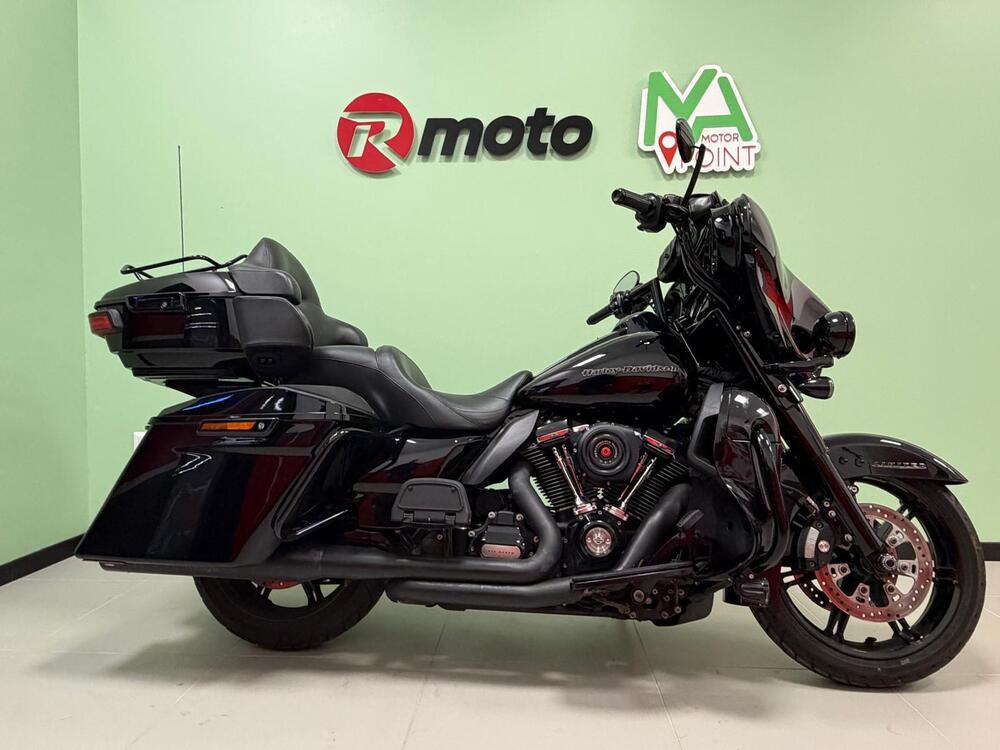 Harley-Davidson 114 Electra Glide Ultra Limited (2019) - FLHTK (2)