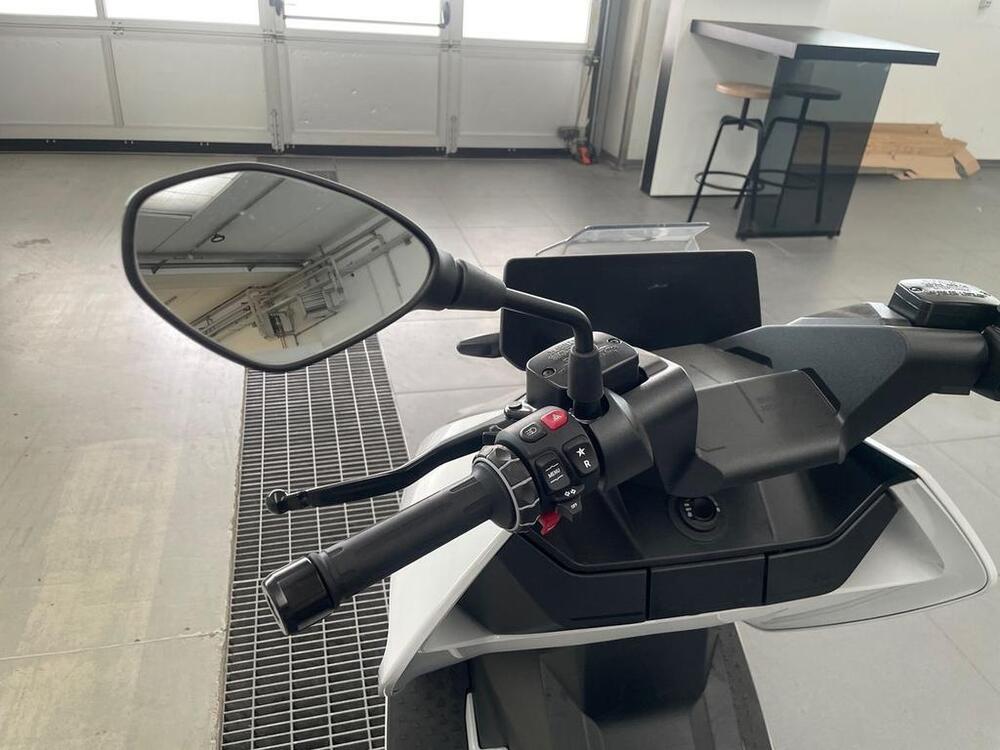 Bmw CE 04 (2021 - 25) (9)