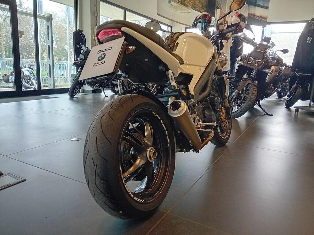 Triumph Speed Triple 1050 (2005 - 11) (5)