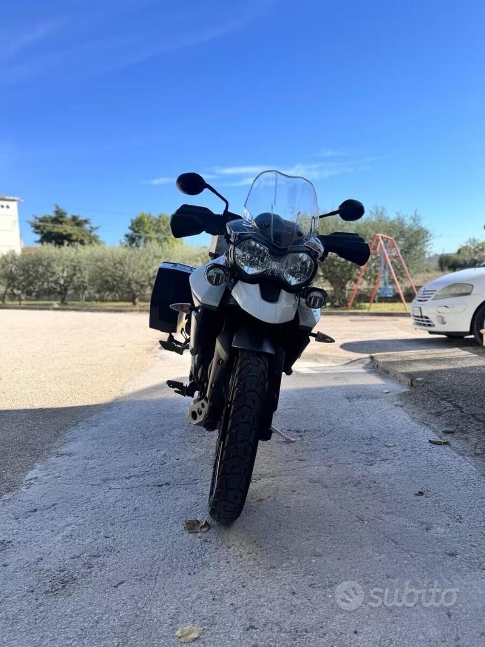 Triumph Tiger 800 XRx (2015 - 17) (4)