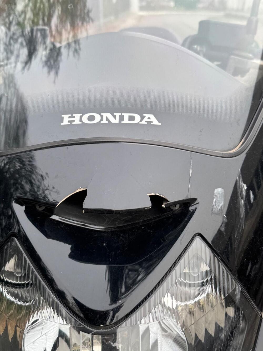 Honda Silver Wing 400 (2006 - 09) (4)