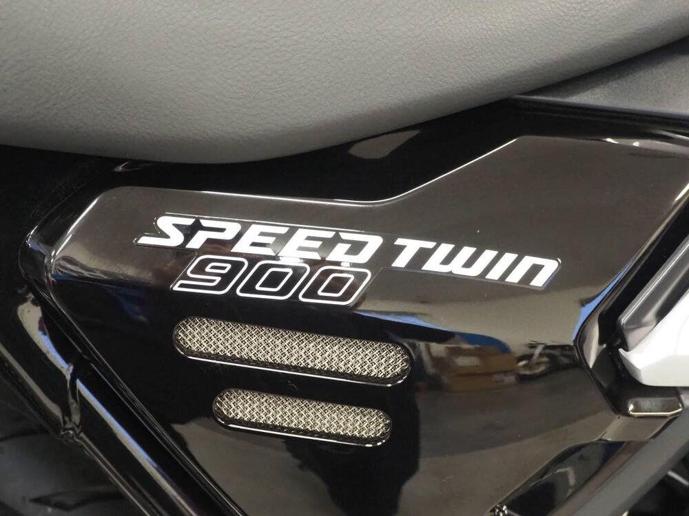 Triumph Speed Twin 900 (2025 - 26) (8)