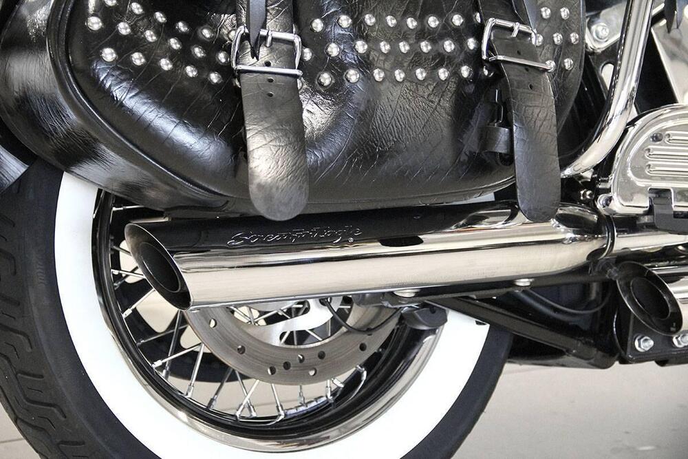 Harley-Davidson 1690 Heritage Classic (2011 - 17) - FLSTC (4)