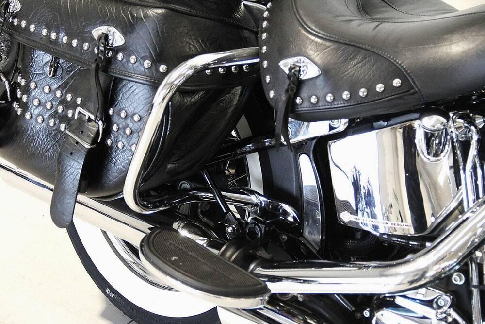 Harley-Davidson 1690 Heritage Classic (2011 - 17) - FLSTC (6)