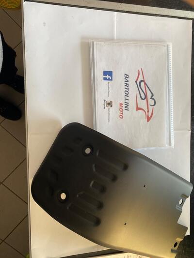 Protezione sotto motore Super Meteor 650 Royal Enfield