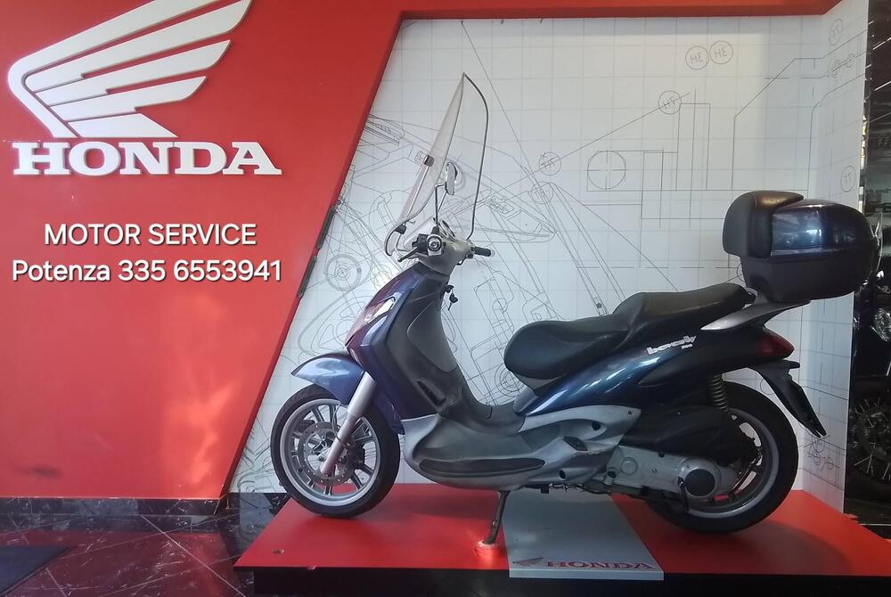 Piaggio Beverly 200 (2002 - 03)