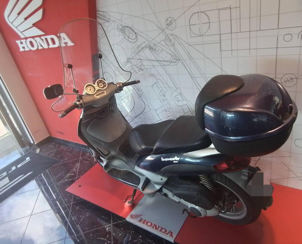 Piaggio Beverly 200 (2002 - 03) (4)