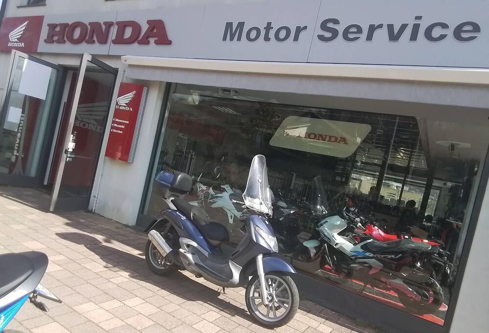 Piaggio Beverly 200 (2002 - 03) (8)