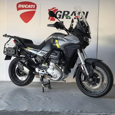 Moto Guzzi Stelvio (2024 - 26) usata