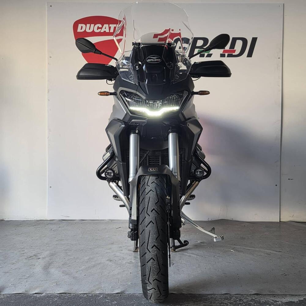 Moto Guzzi Stelvio (2024 - 26) (2)