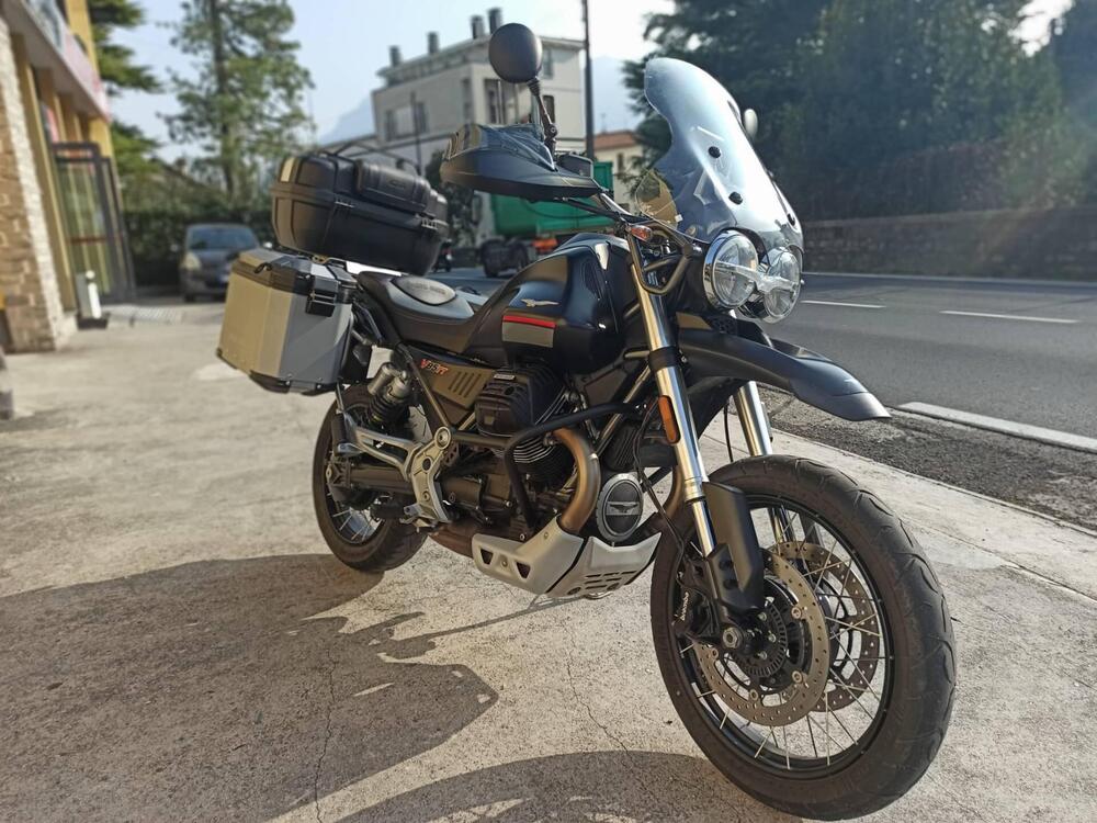 Moto Guzzi V85 TT (2021 - 23) (3)