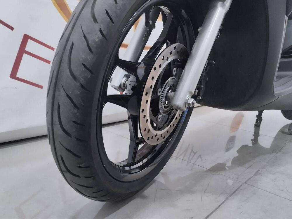 Piaggio Liberty 150 S (2025 - 26) (7)