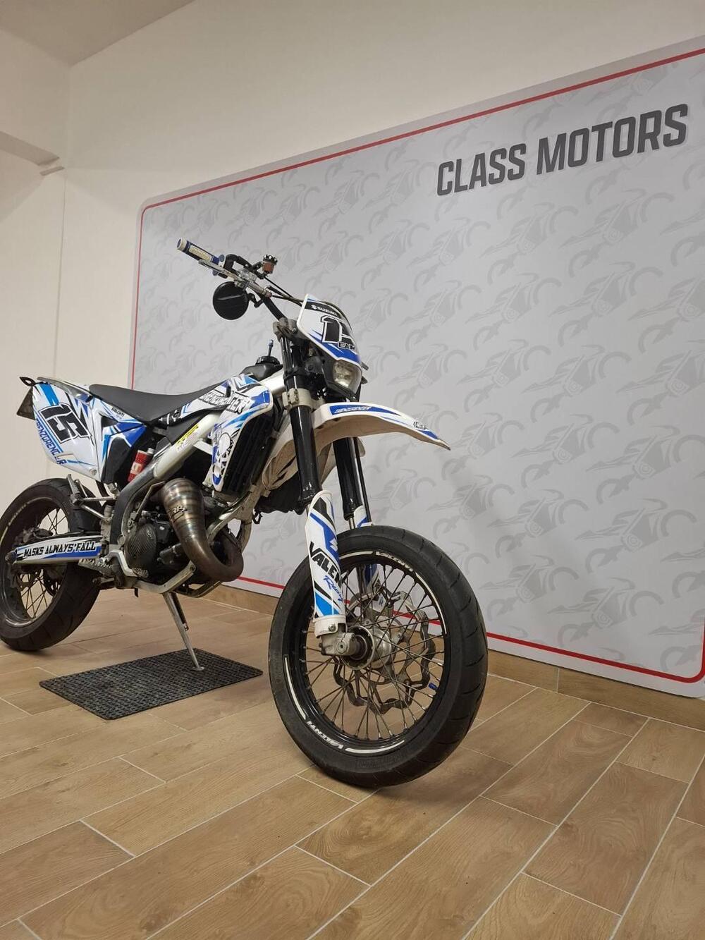 Valenti Racing SM 50 (2015 - 22) (3)